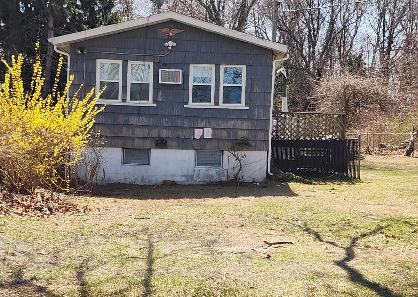 44 Osage Street, Selden, New York image 1