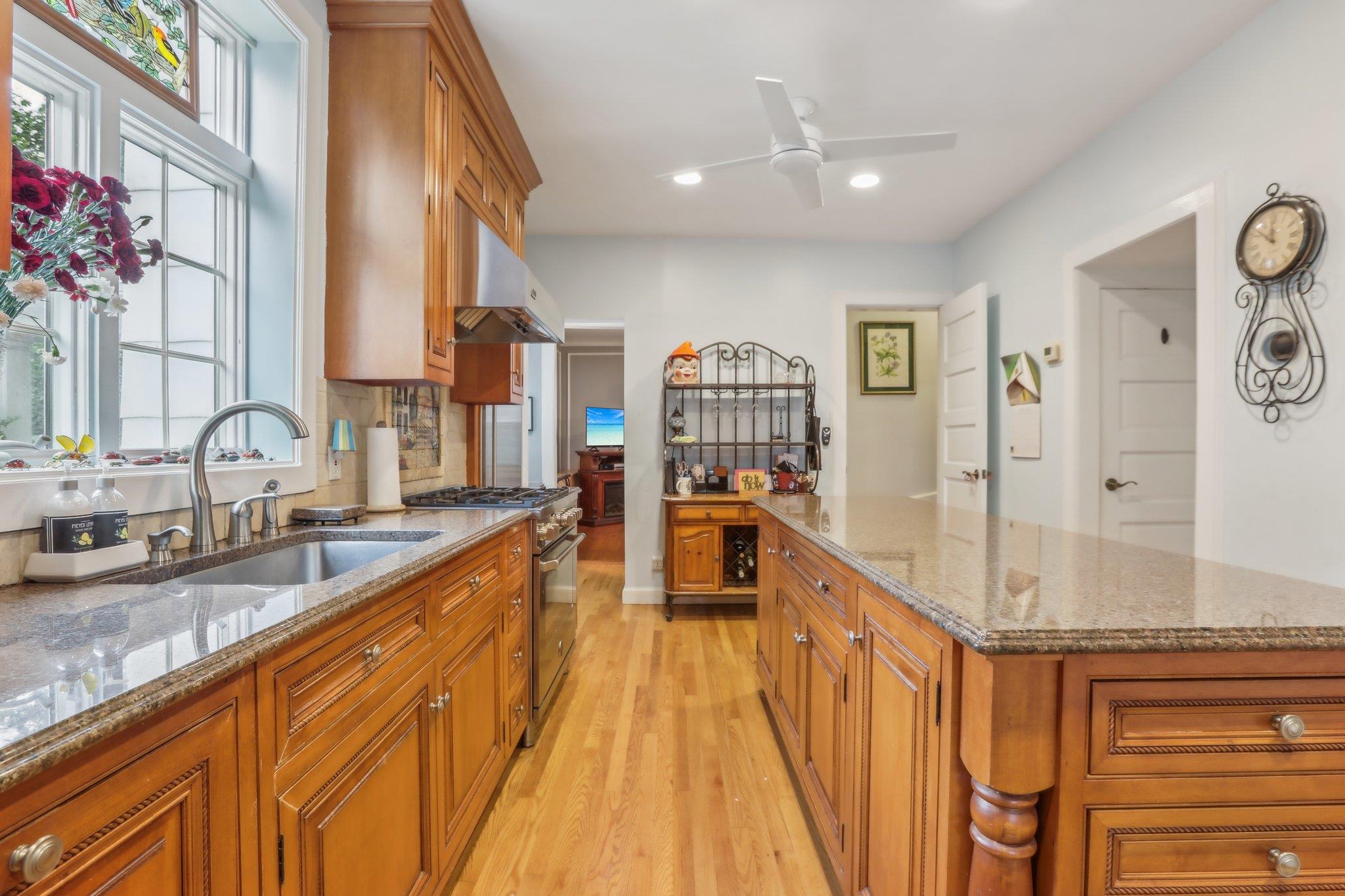 22 Clark Street, Pleasantville, New York image 14