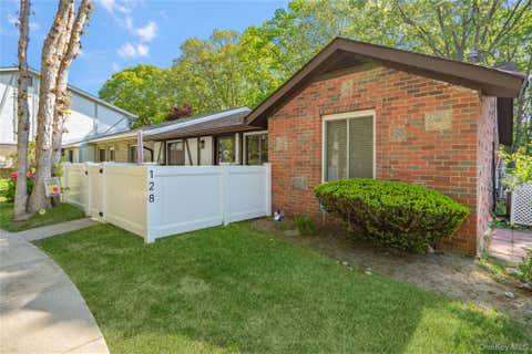 Condo For Sale - 128 Birchwood Road<br/> Medford, NY 11763