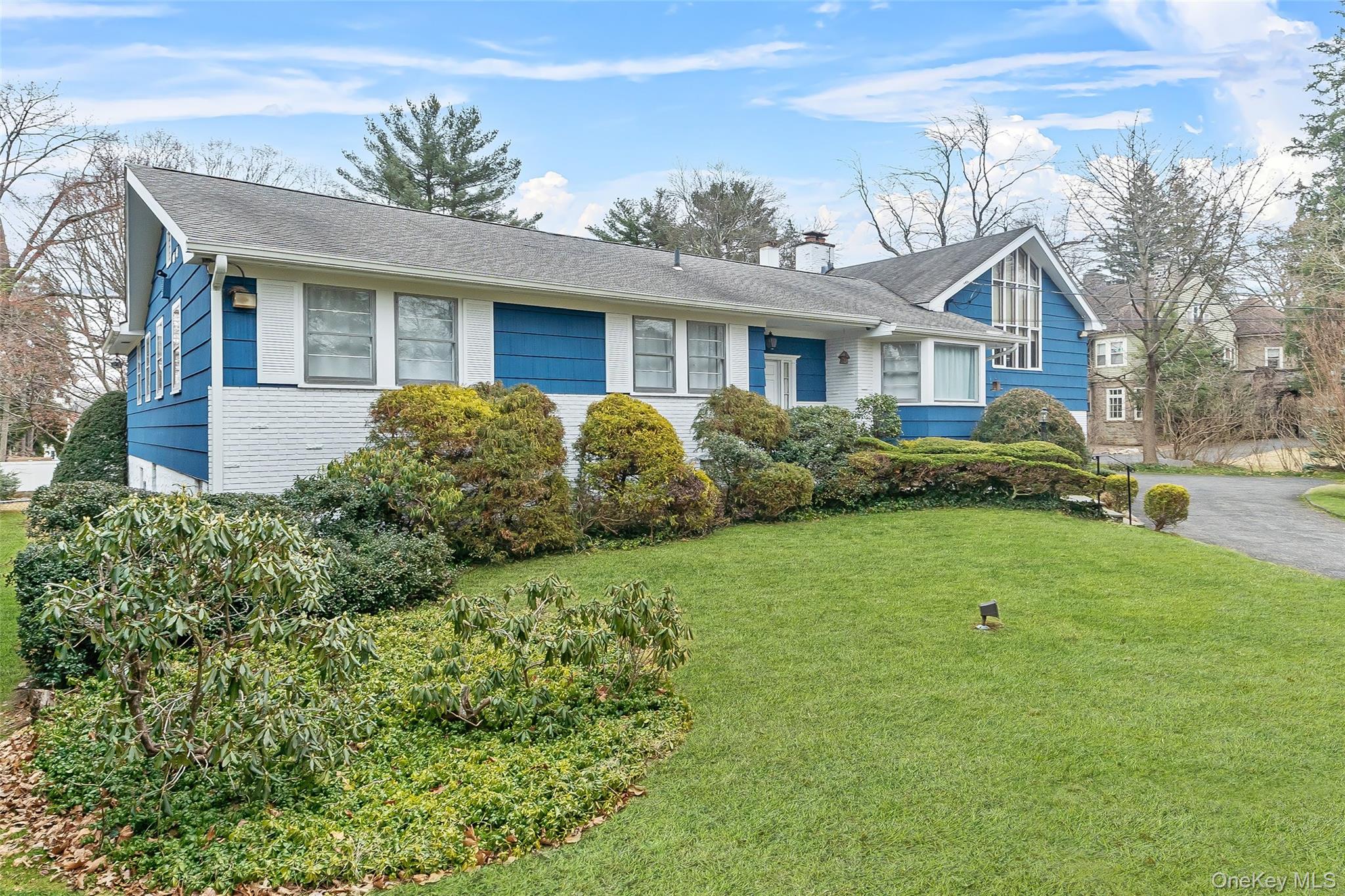 205 Soundview Avenue