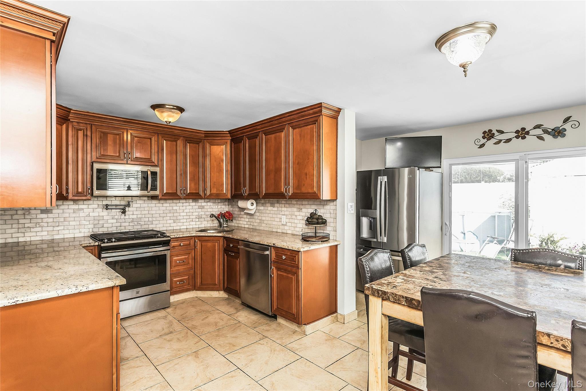 20 Jamaica Avenue