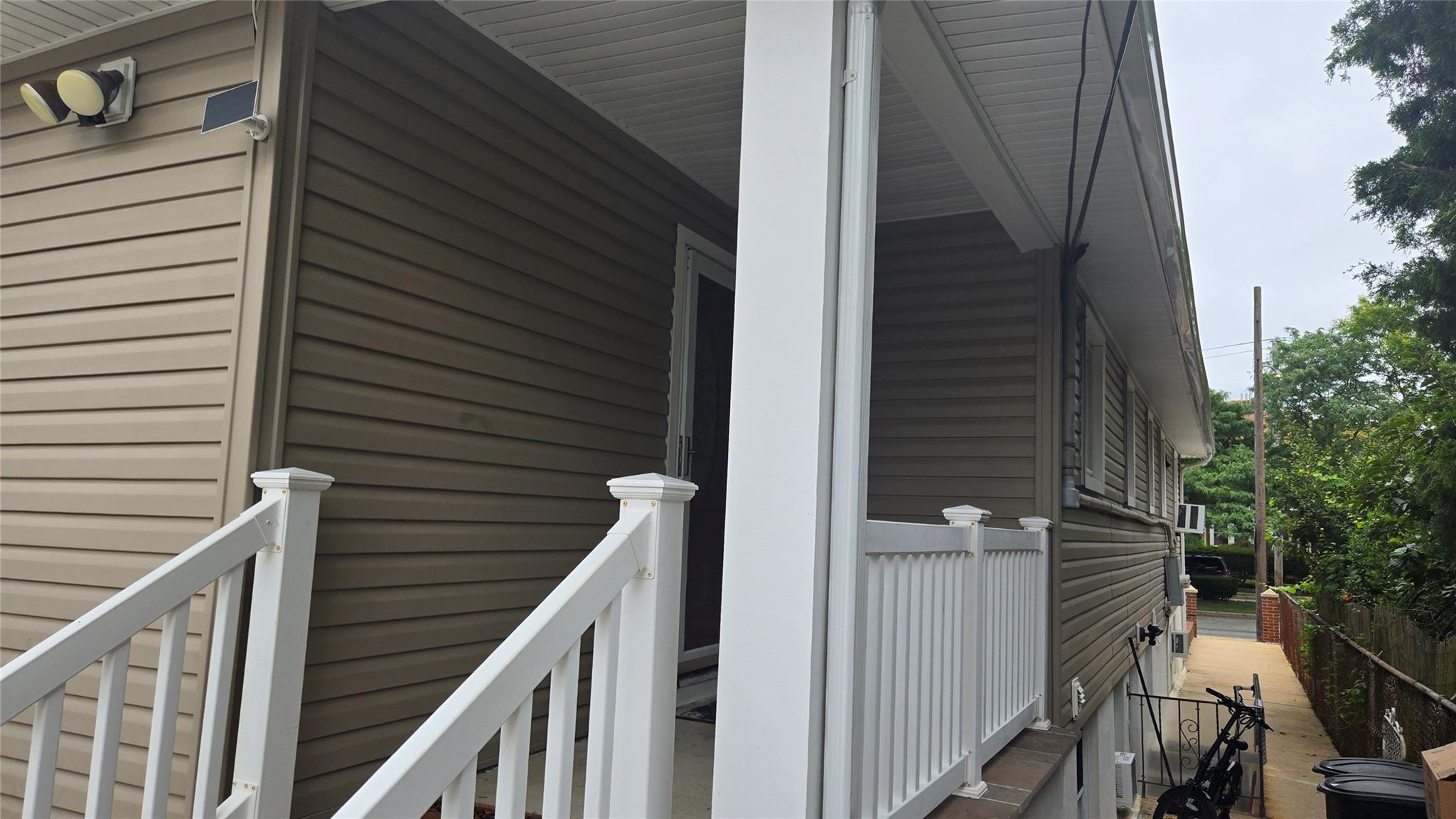 Long Beach, New York 11561, United States, 1 Bedroom Bedrooms, ,1 BathroomBathrooms,Residential,Active,184089