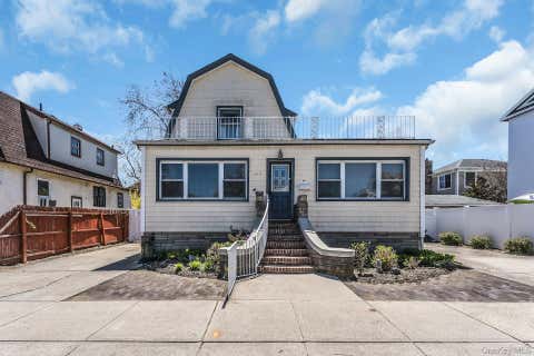 Multifamily For Sale - 414 E Olive Street<br/> Long Beach, NY 11561