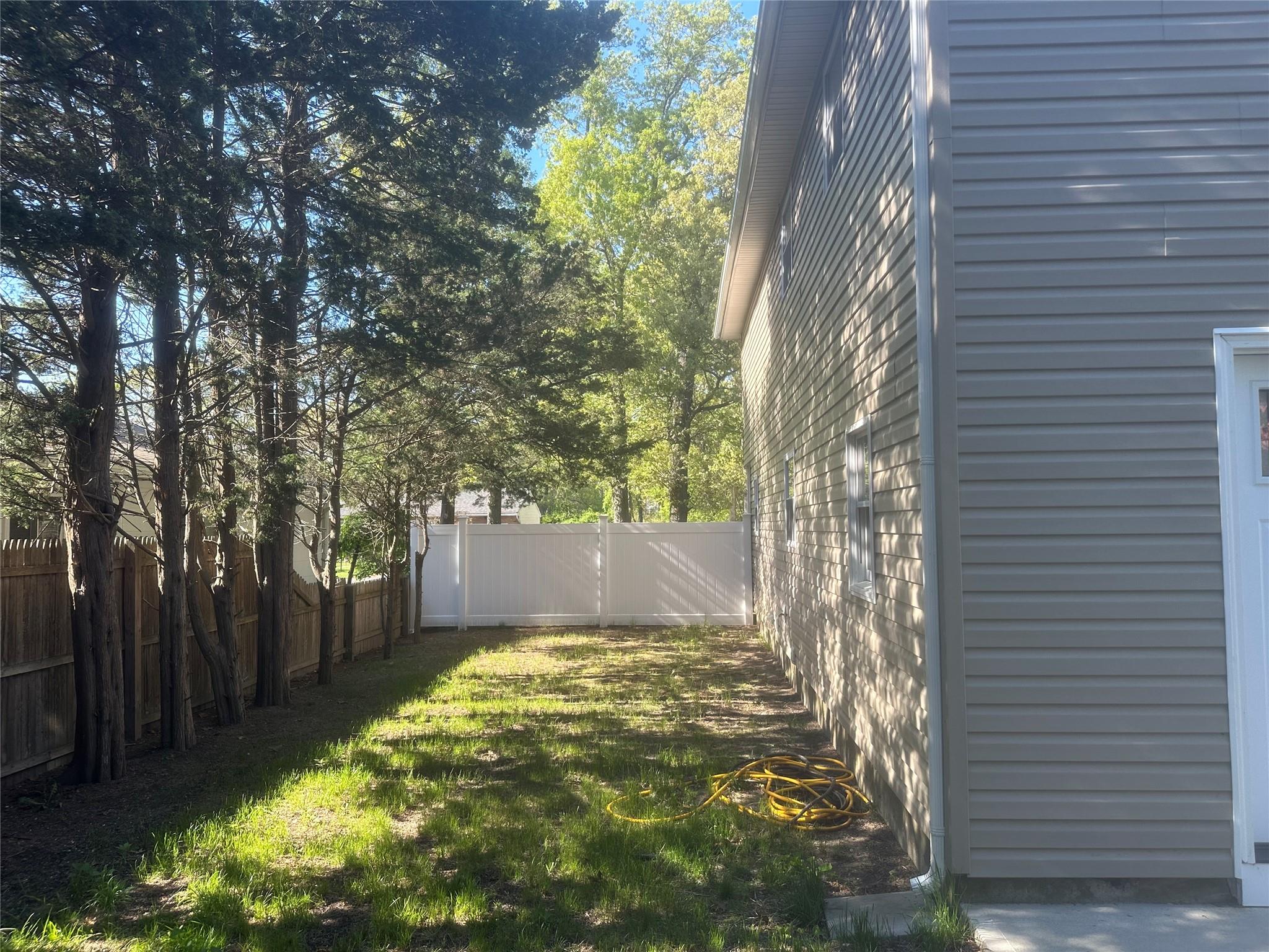 96 Patchogue Avenue, Mastic, New York image 19