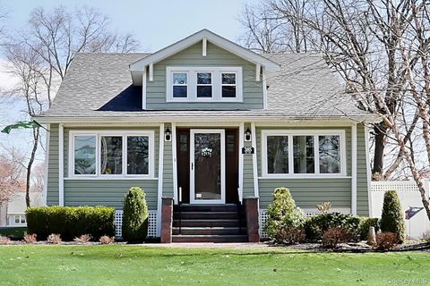 Homes For Sale - 385 Kings Highway<br/> Rockland County, Valley Cottage, NY 10989