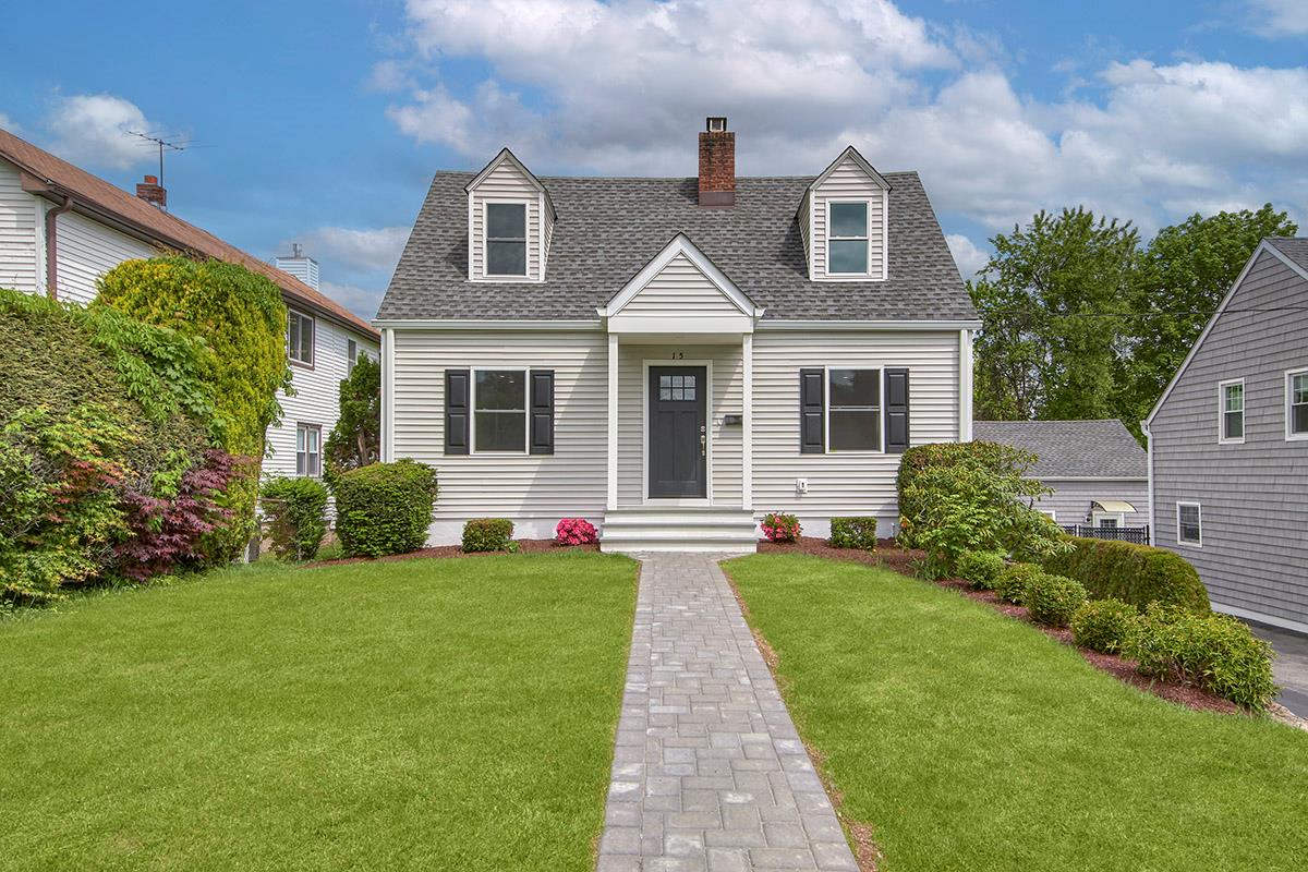 15 Locust Street, Valhalla, New York image 1