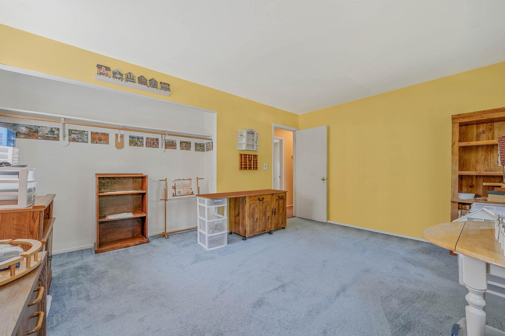 4 Hillcrest Lane, Ridge, New York image 18