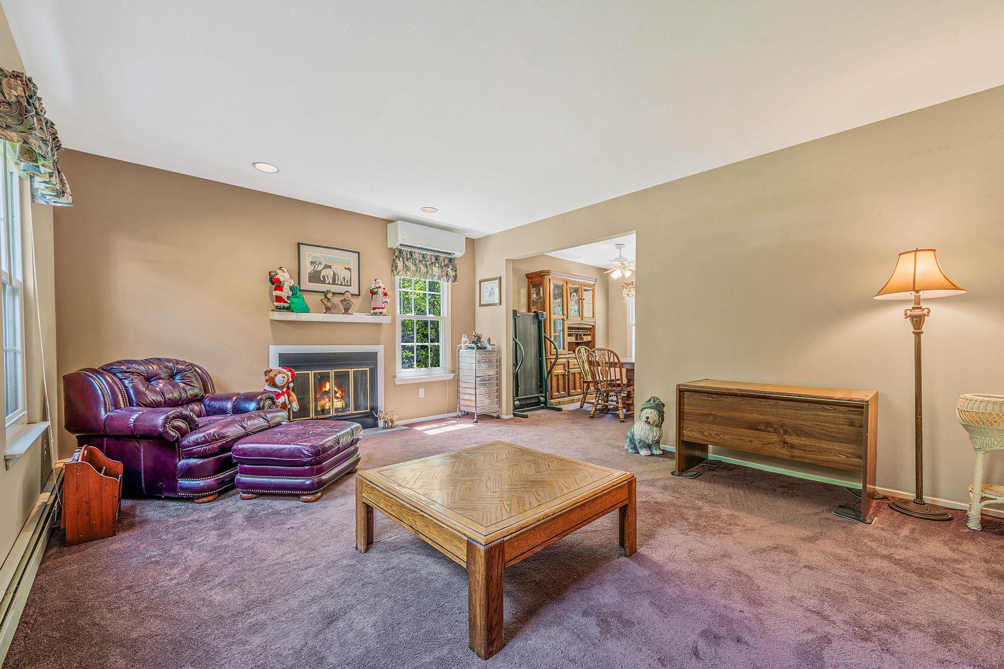 4 Hillcrest Lane, Ridge, New York image 5