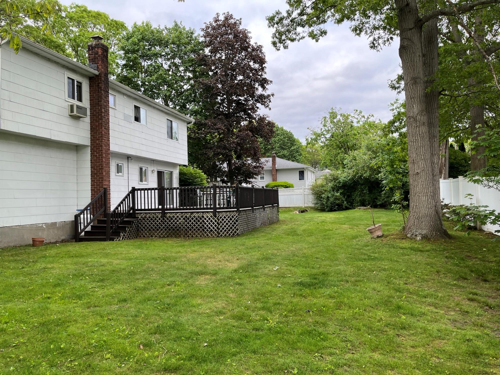130 Hawkeye Street, Ronkonkoma, New York image 47