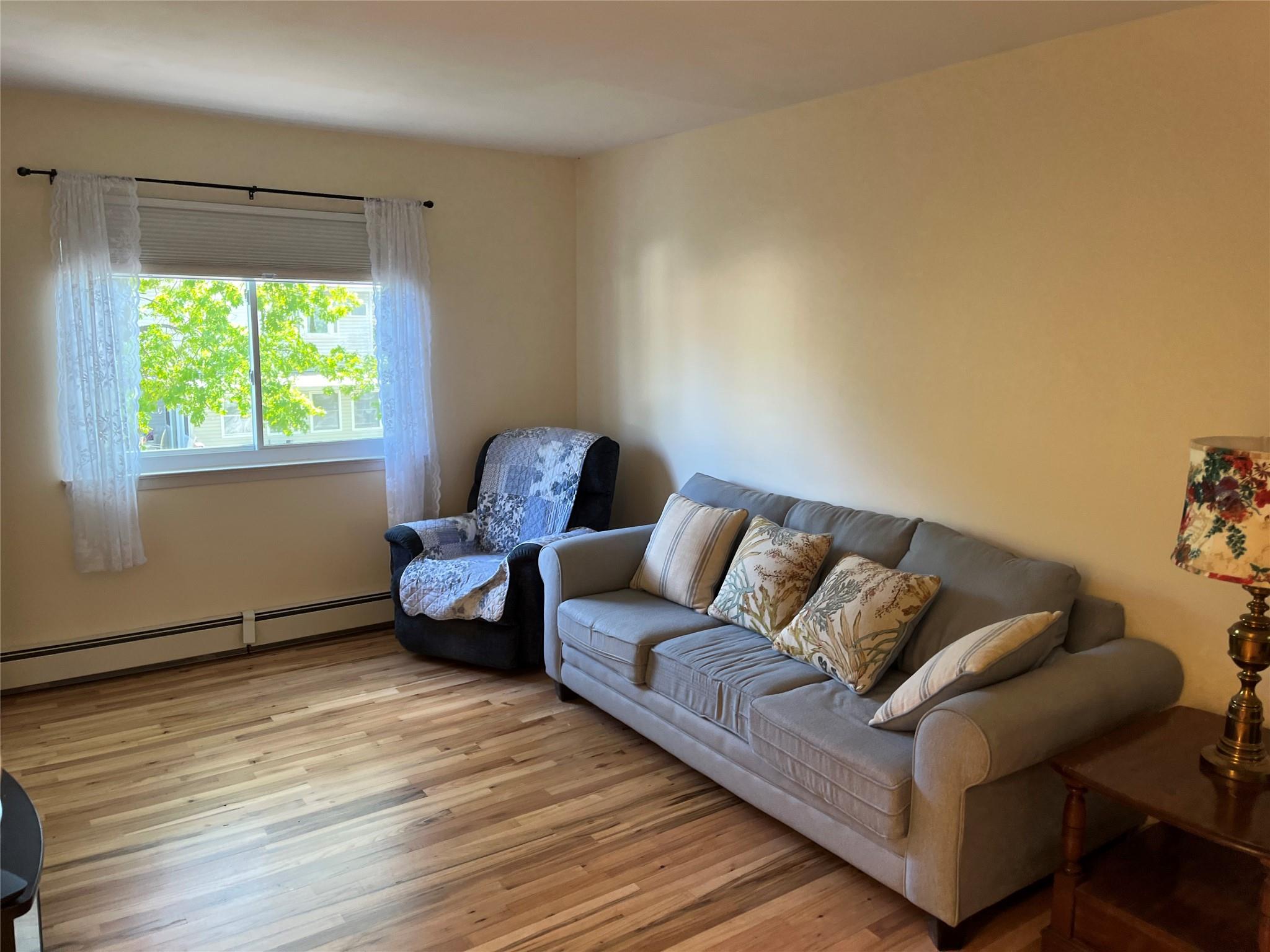 130 Hawkeye Street, Ronkonkoma, New York image 4