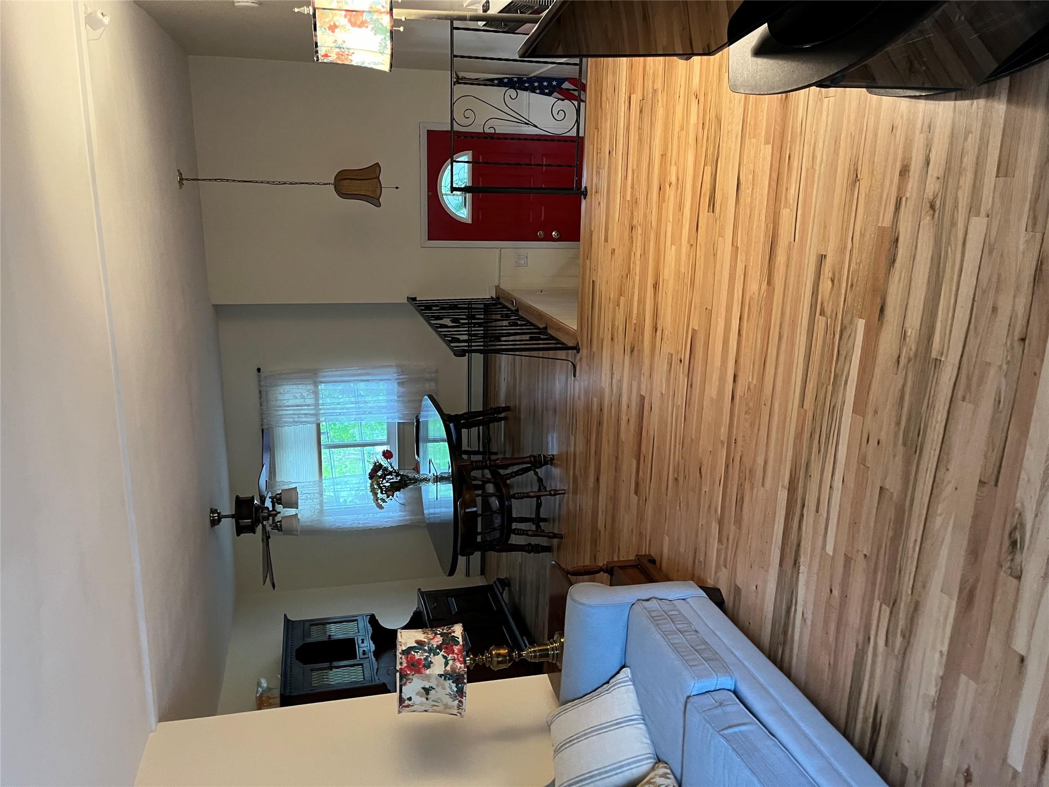 130 Hawkeye Street, Ronkonkoma, New York image 6