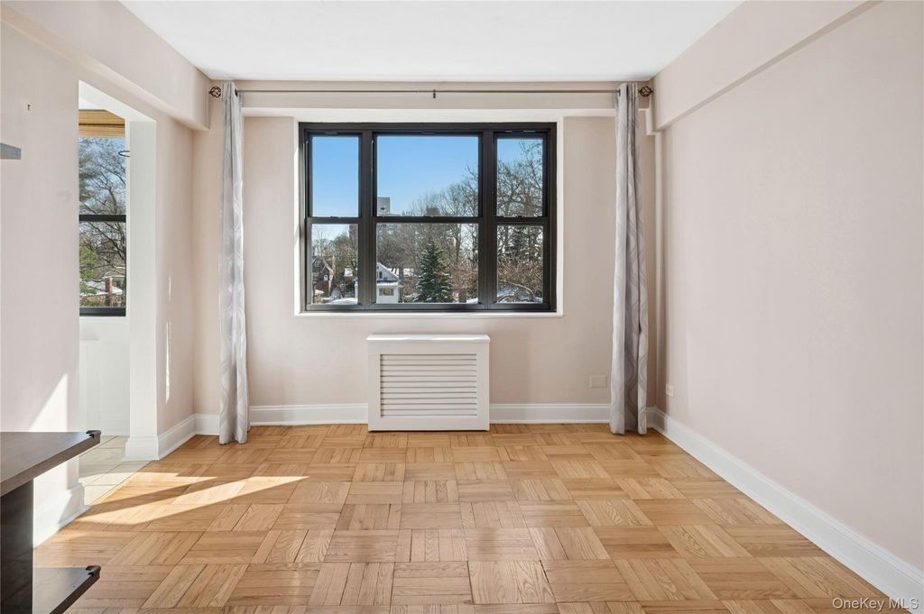 Photo of 3103 Fairfield Avenue #5D, Bronx, NY 10463 (MLS # 951642)