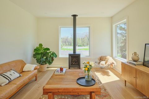 Tiny photo for 74 Fox Lane, Tivoli, NY 12583 (MLS # 991818)