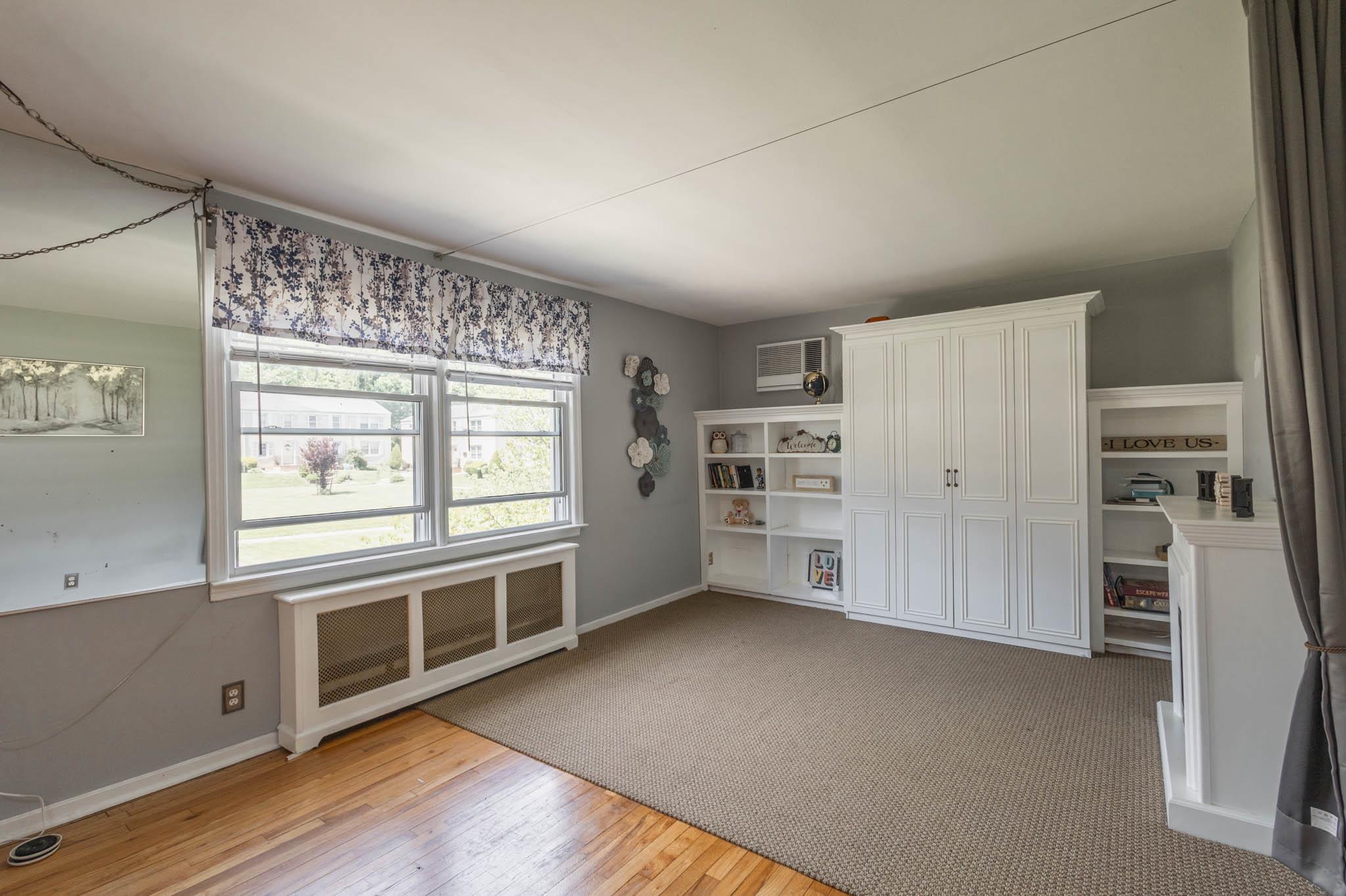 251-12 71st Rd Rd #29B, Bellerose, New York image 3