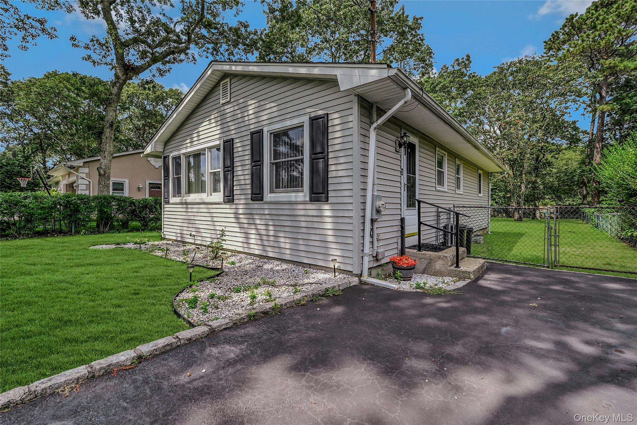 222 Priscilla Avenue