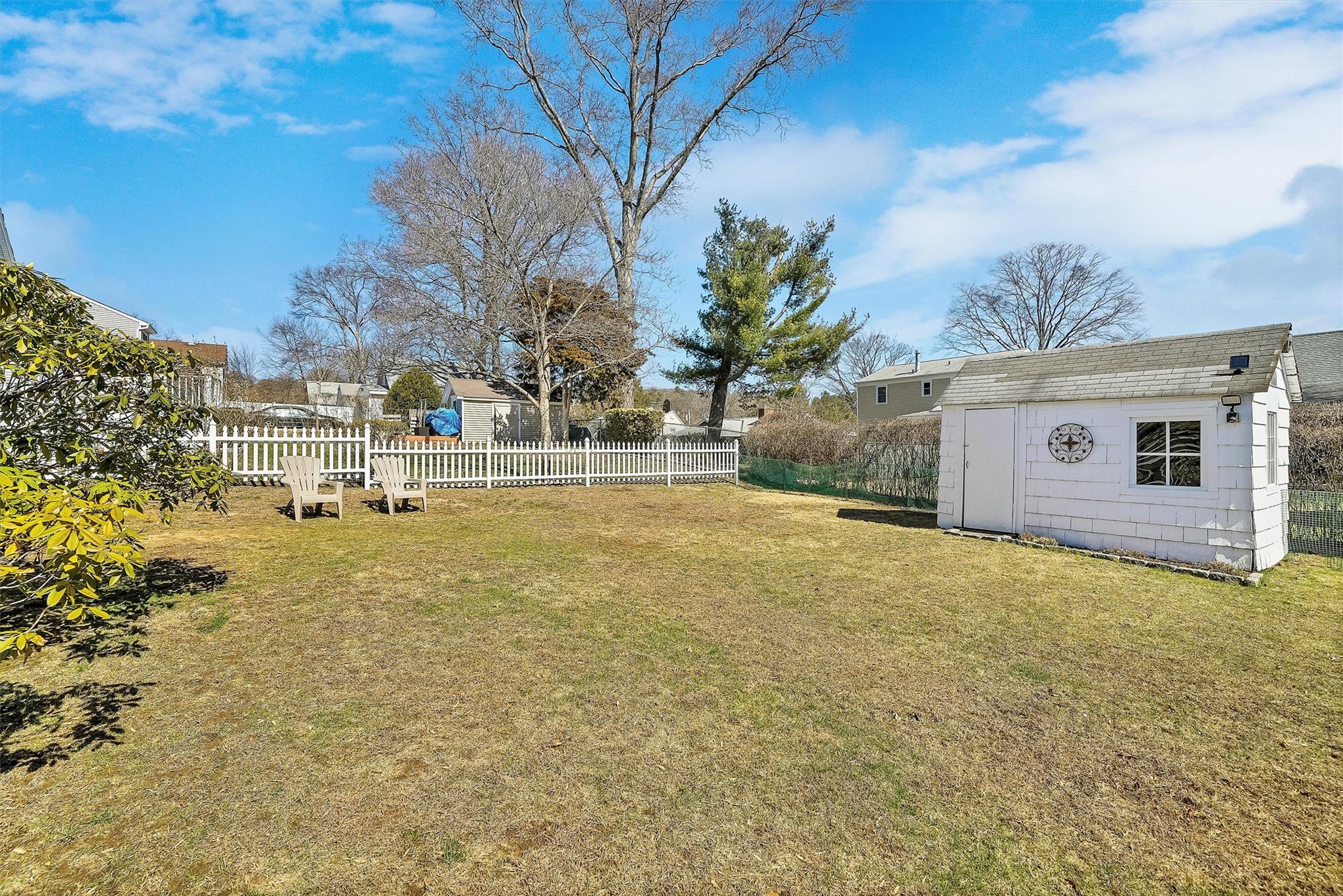 8 Seneca Avenue, White Plains, New York image 37
