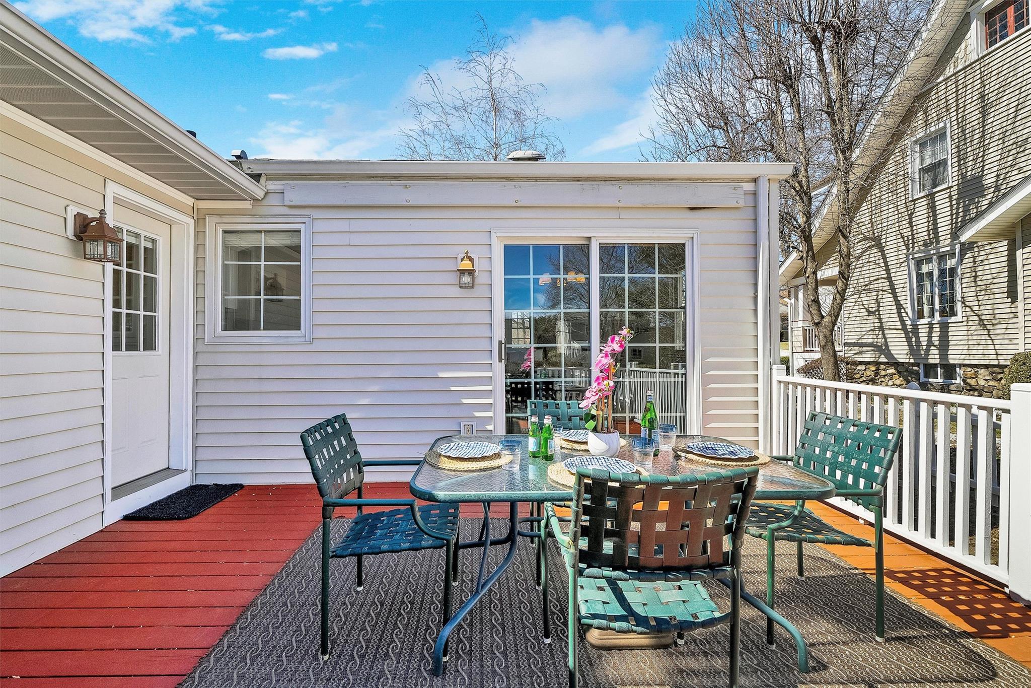 8 Seneca Avenue, White Plains, New York image 31