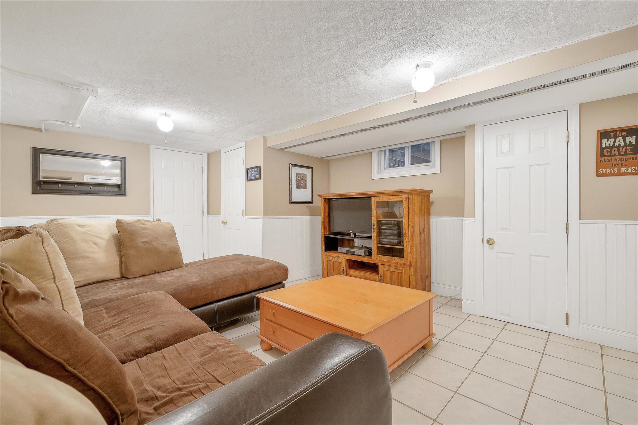 8 Seneca Avenue, White Plains, New York image 29