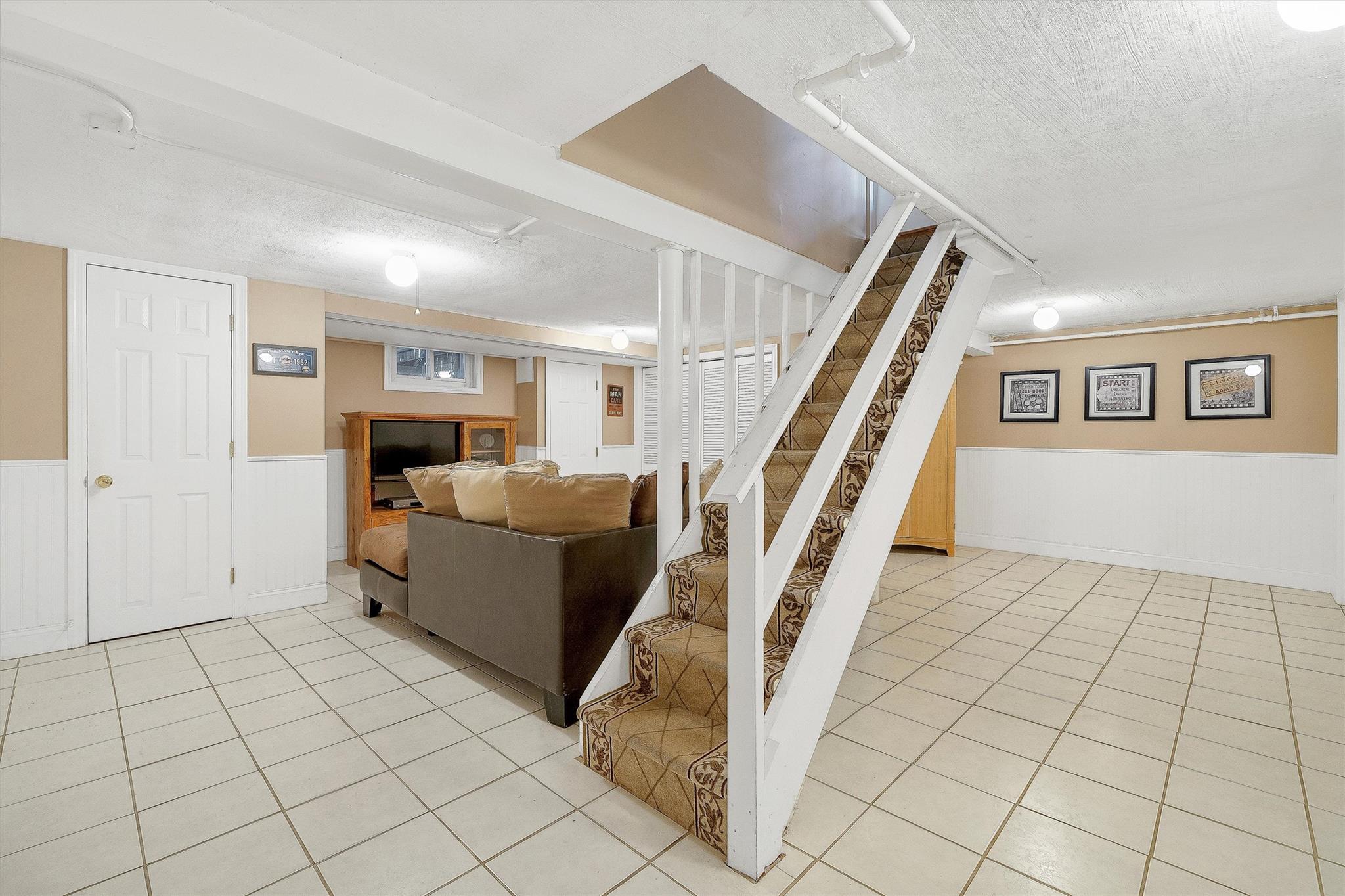 8 Seneca Avenue, White Plains, New York image 30