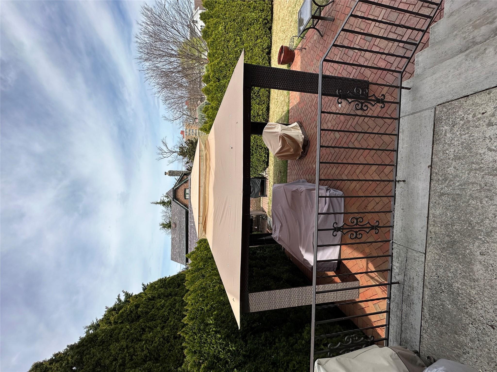 12-44 162nd Street St, Whitestone, New York image 10