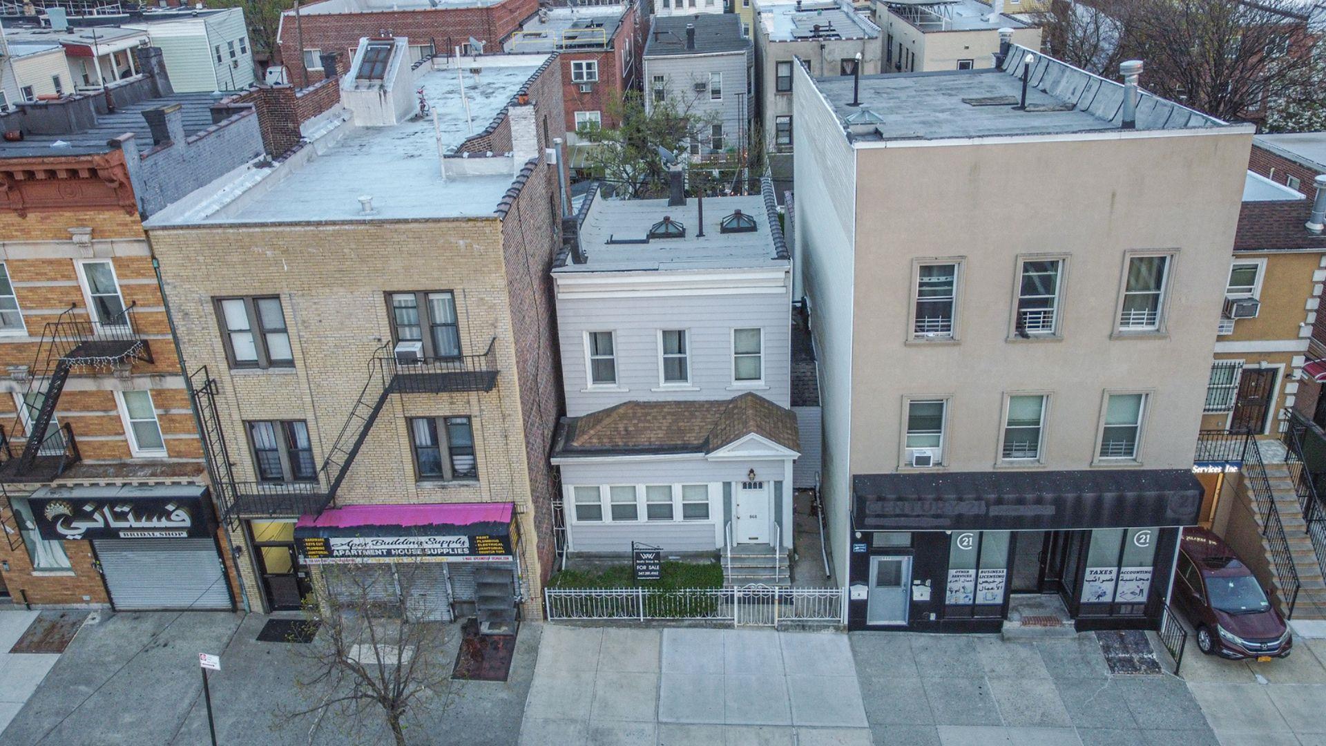 868 Morris Park Avenue, Bronx, New York image 24