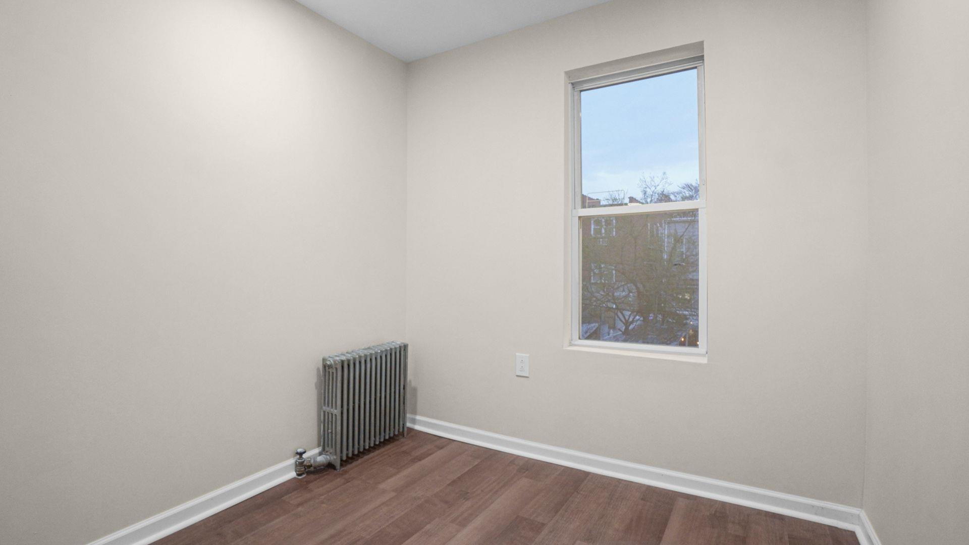 868 Morris Park Avenue, Bronx, New York image 16