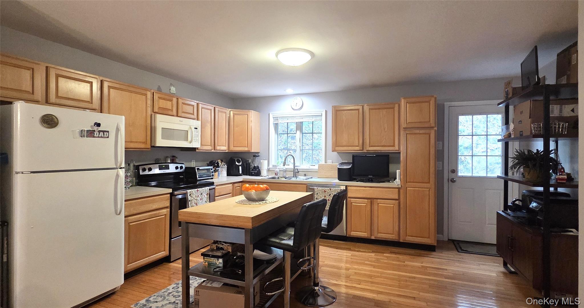 36 E Washington Place