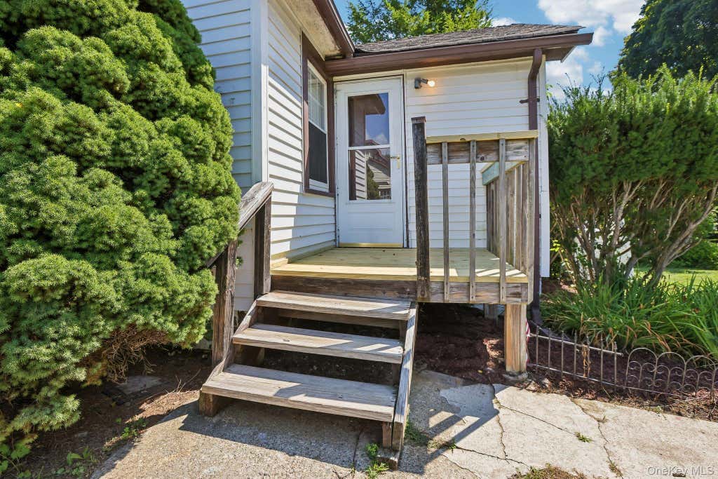 Photo of 92 Walton Terrace, Monroe, NY 10950 (MLS # 1036803)