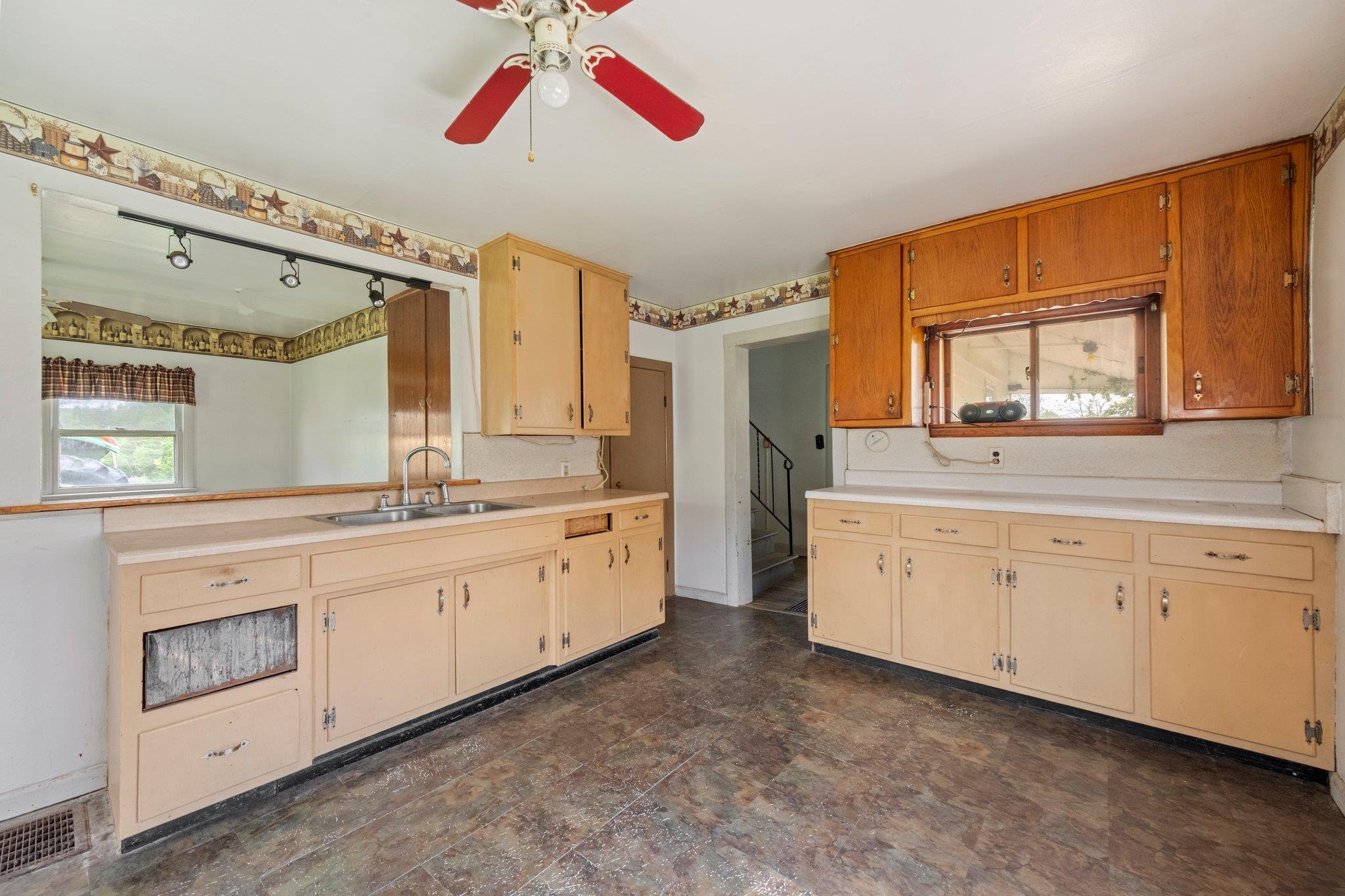 67 Dug Road, Port Jervis, New York image 25