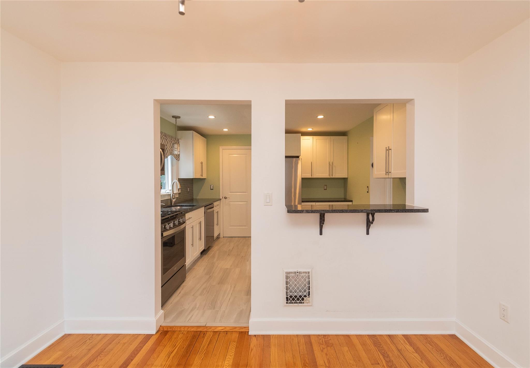 129 South Street, Warwick, New York image 10