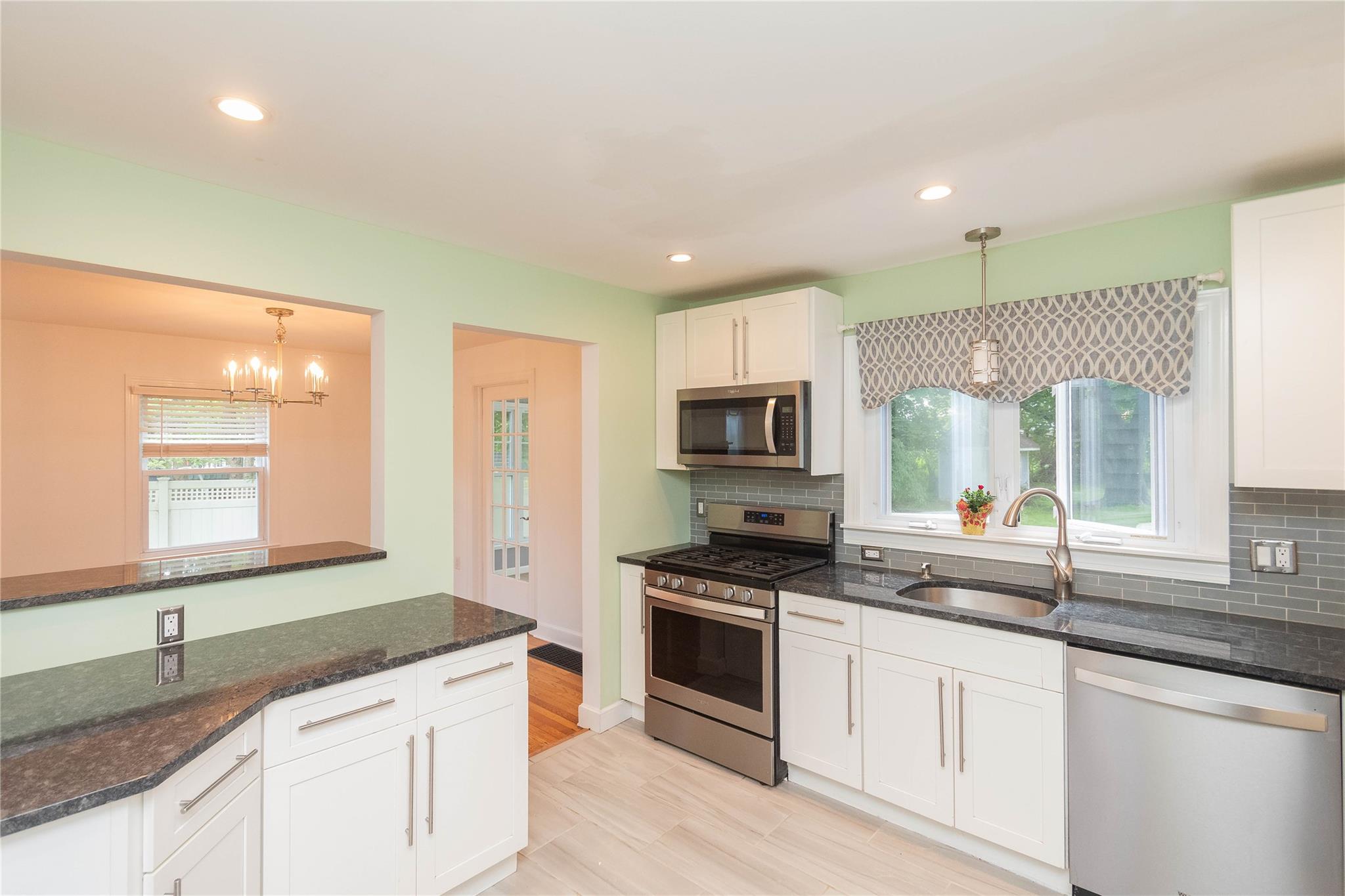 129 South Street, Warwick, New York image 7