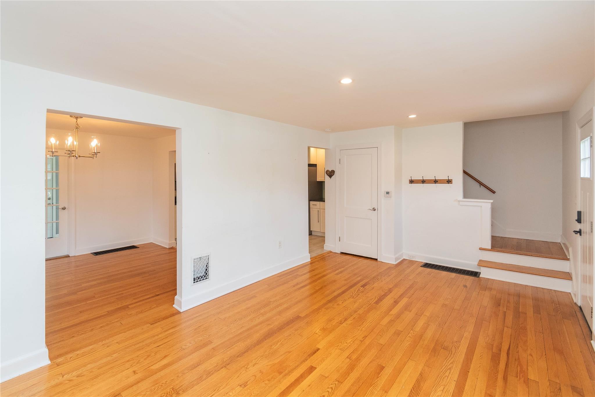 129 South Street, Warwick, New York image 17