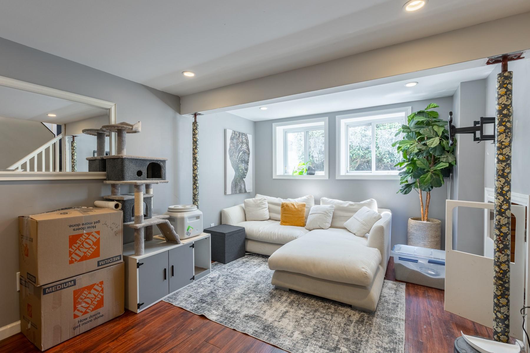 103 Broadway Avenue, Sayville, New York image 16