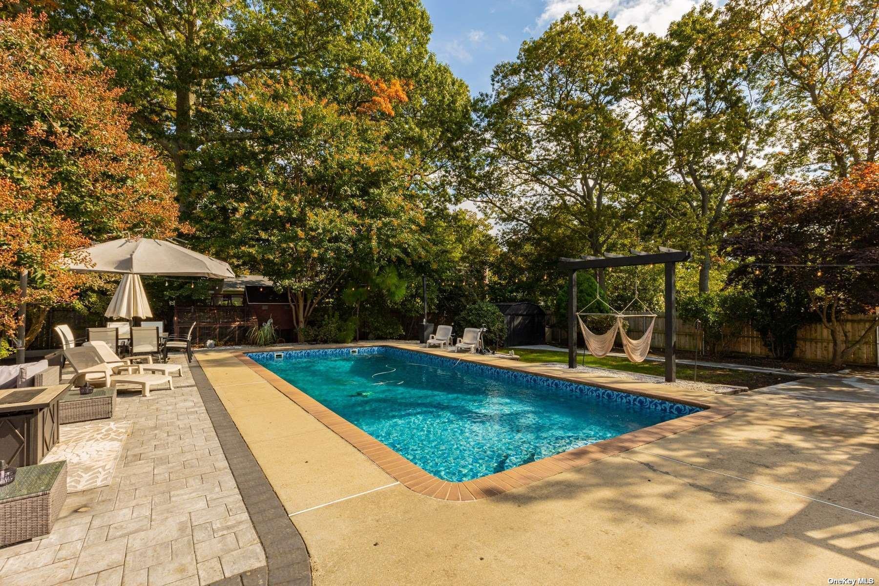 103 Broadway Avenue, Sayville, New York image 25