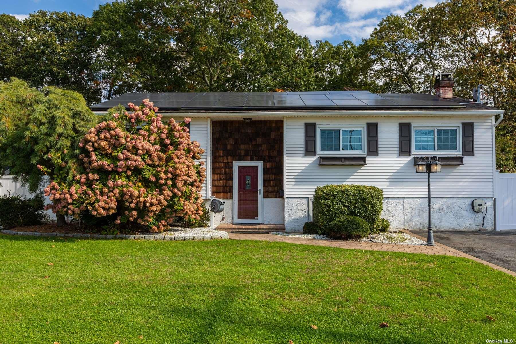 103 Broadway Avenue, Sayville, New York image 1