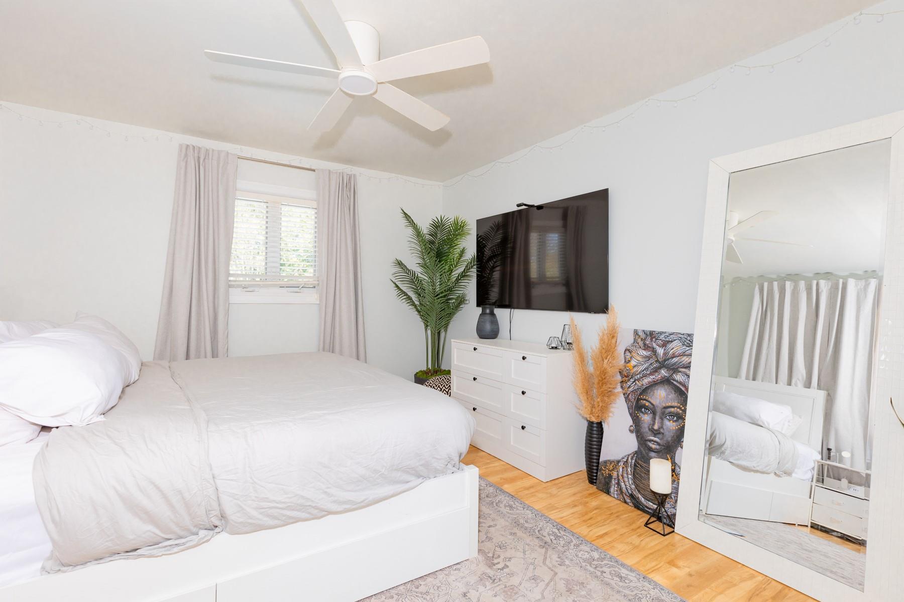 103 Broadway Avenue, Sayville, New York image 10