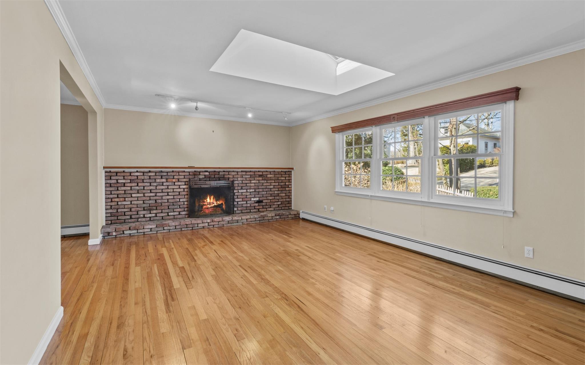 501 Arthur Street #109, Centerport, New York image 3