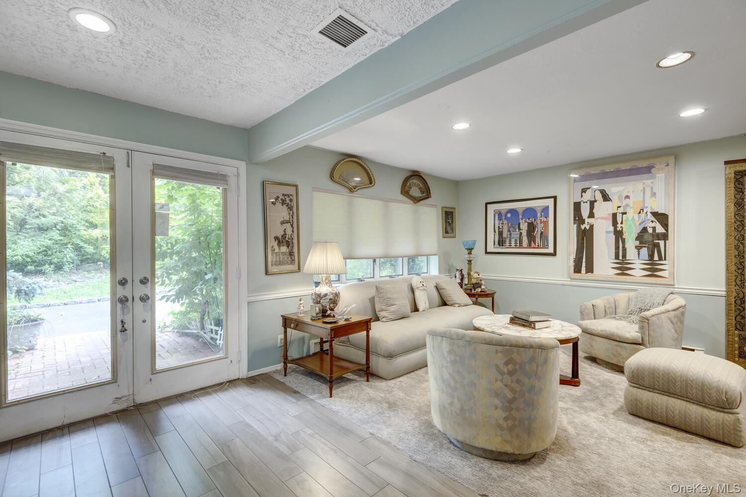 61 Locust Lane