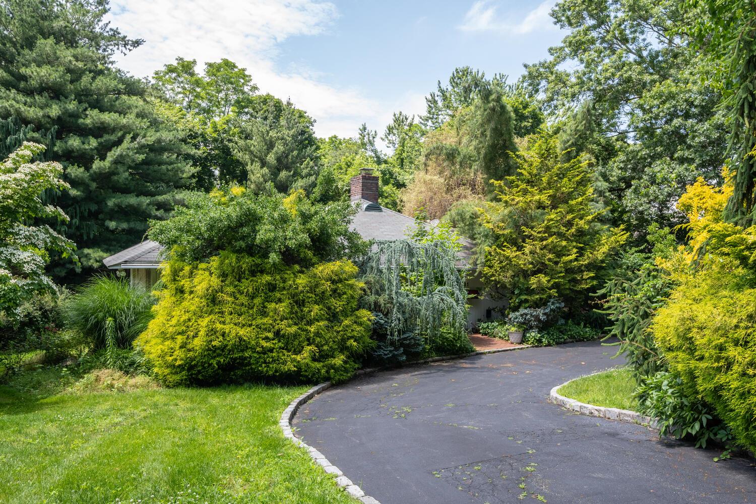 61 Locust Lane