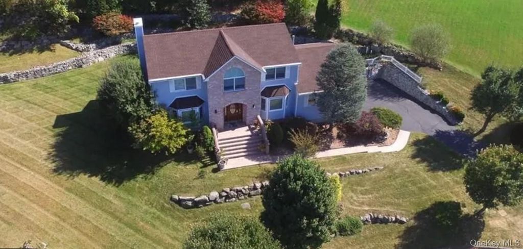 Photo of 4 Curran Court, Pomona, NY 10970 (MLS # 943978)