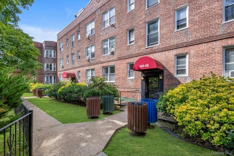 Homes For Sale - 141-15 Union Turnpike Turnpike #1-O<br/> Flushing, NY 11367