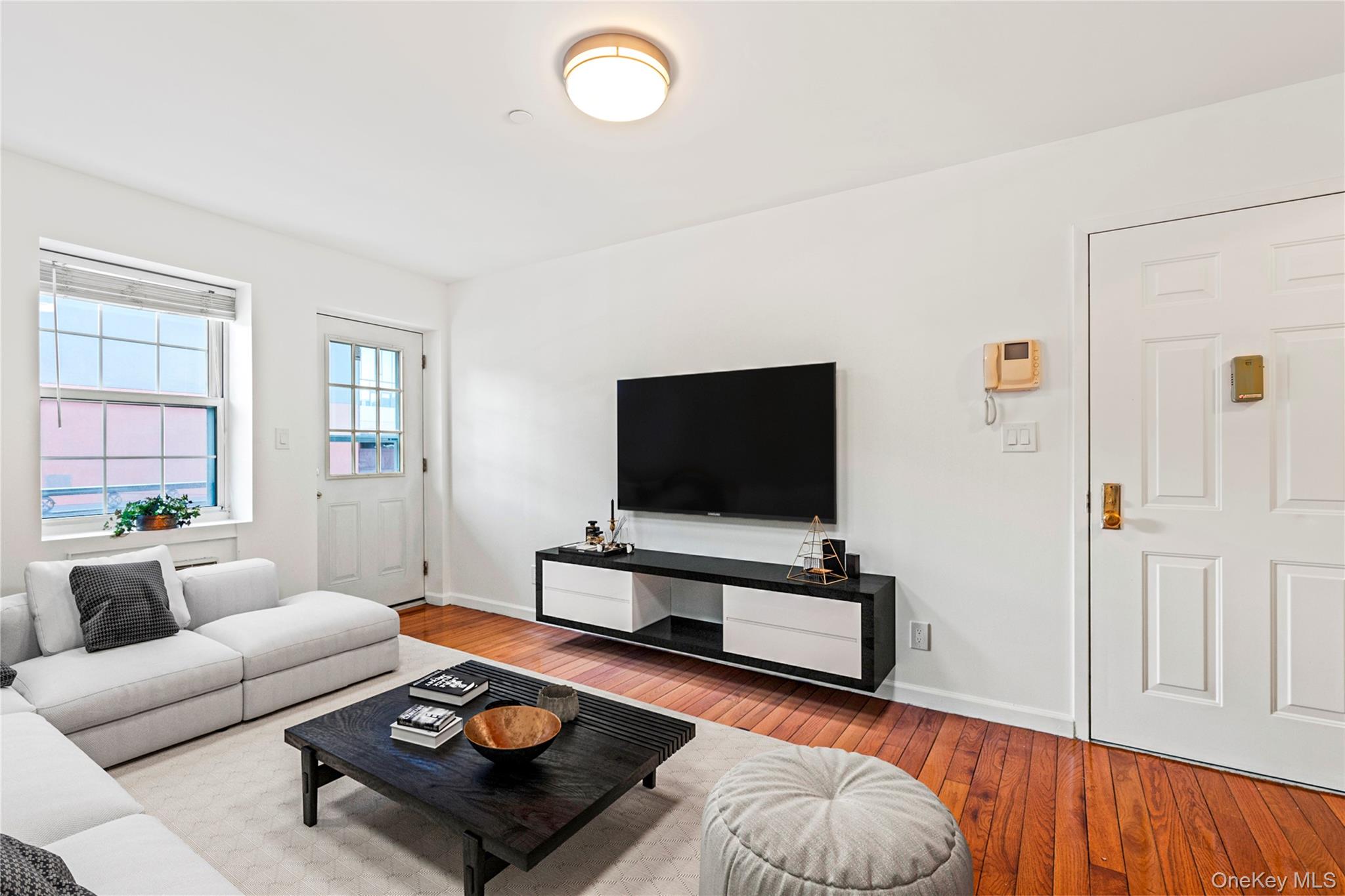 3506 Leavitt Street 3I