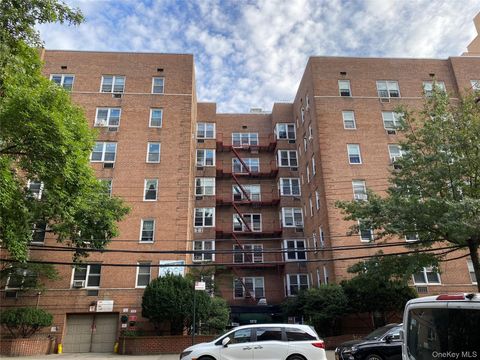 Homes For Sale - 14340 41st Avenue #6F<br/> Flushing, NY 11355