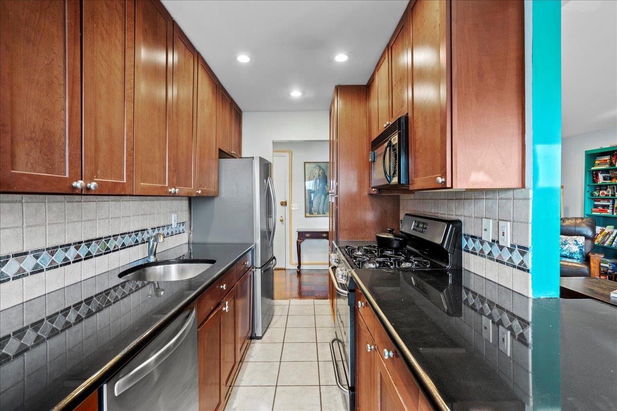 38 4th Avenue #1 E, Nyack, New York image 11
