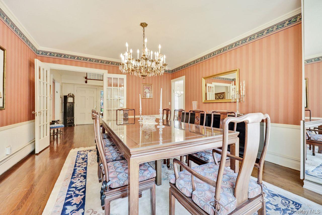 Hewlett Bay Park, New York 11557, United States, 7 Bedrooms Bedrooms, ,5 BathroomsBathrooms,Residential,Active,207037