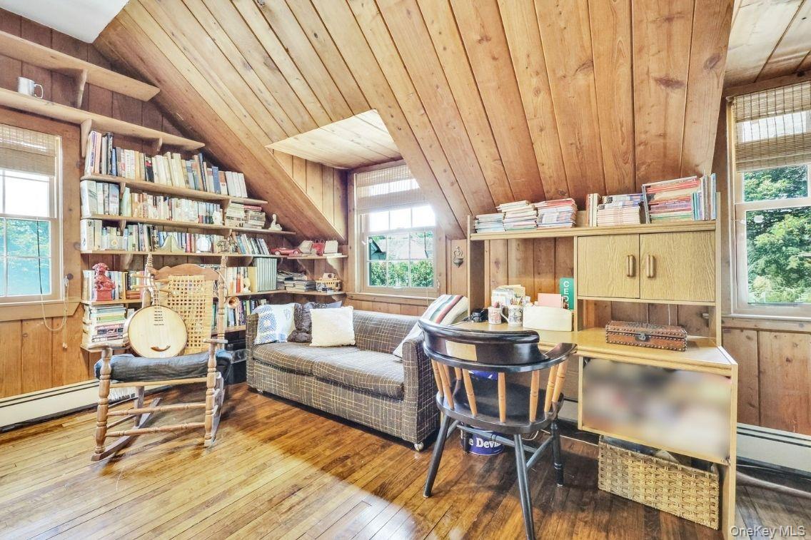 Hewlett Bay Park, New York 11557, United States, 7 Bedrooms Bedrooms, ,5 BathroomsBathrooms,Residential,Active,207037