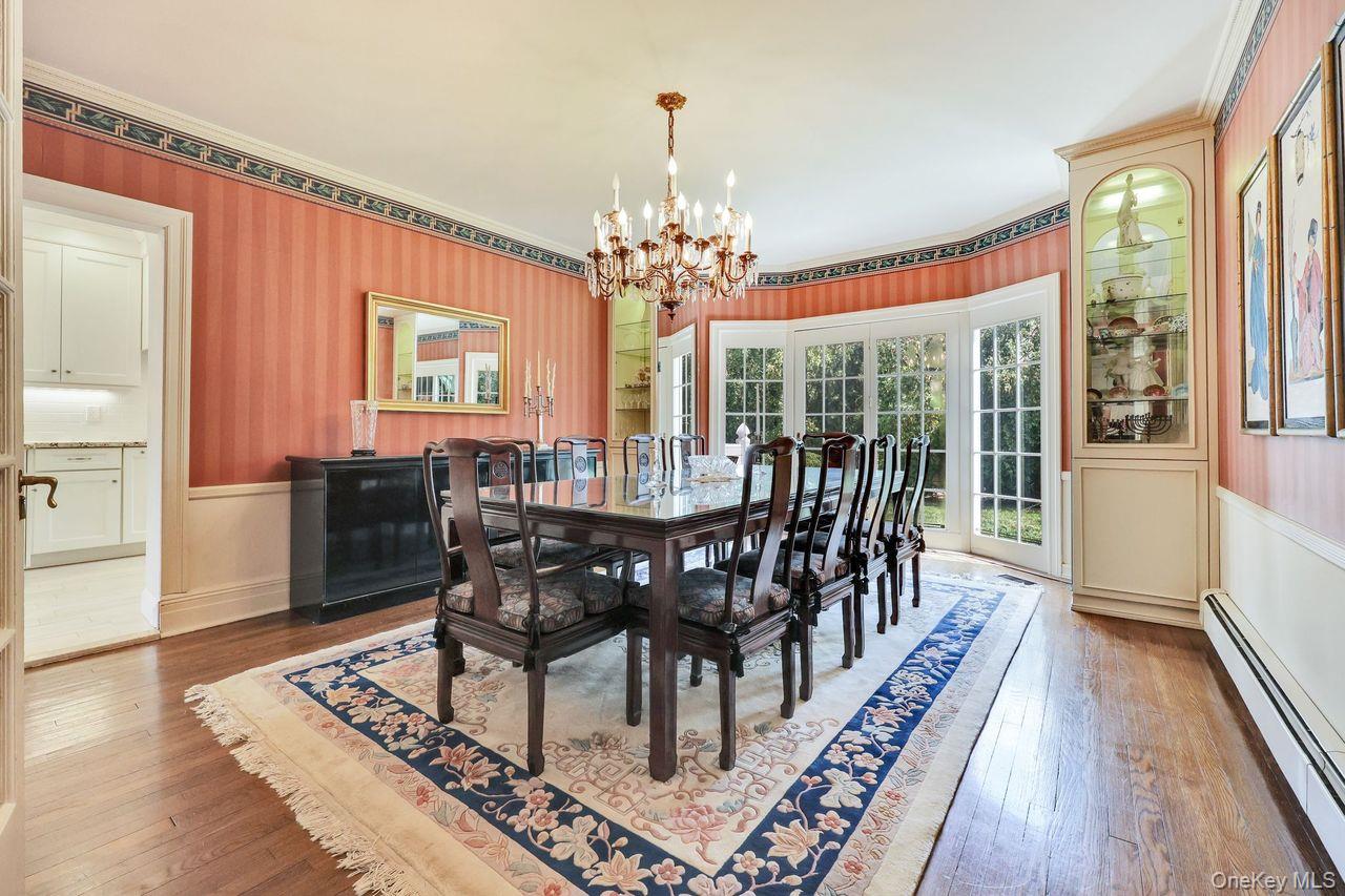 Hewlett Bay Park, New York 11557, United States, 7 Bedrooms Bedrooms, ,5 BathroomsBathrooms,Residential,Active,207037