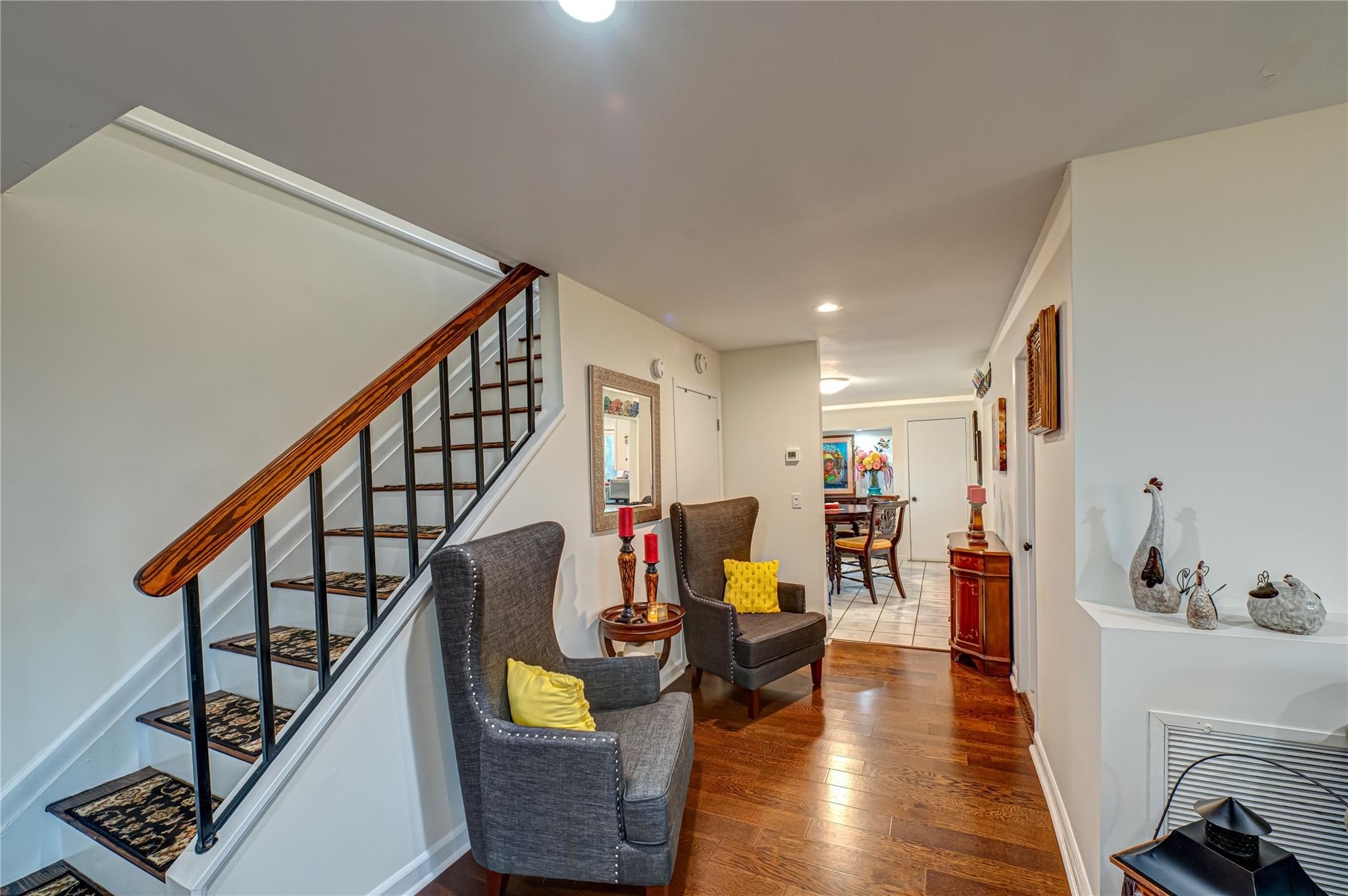 1A Revlon Court, Holtsville, New York image 8