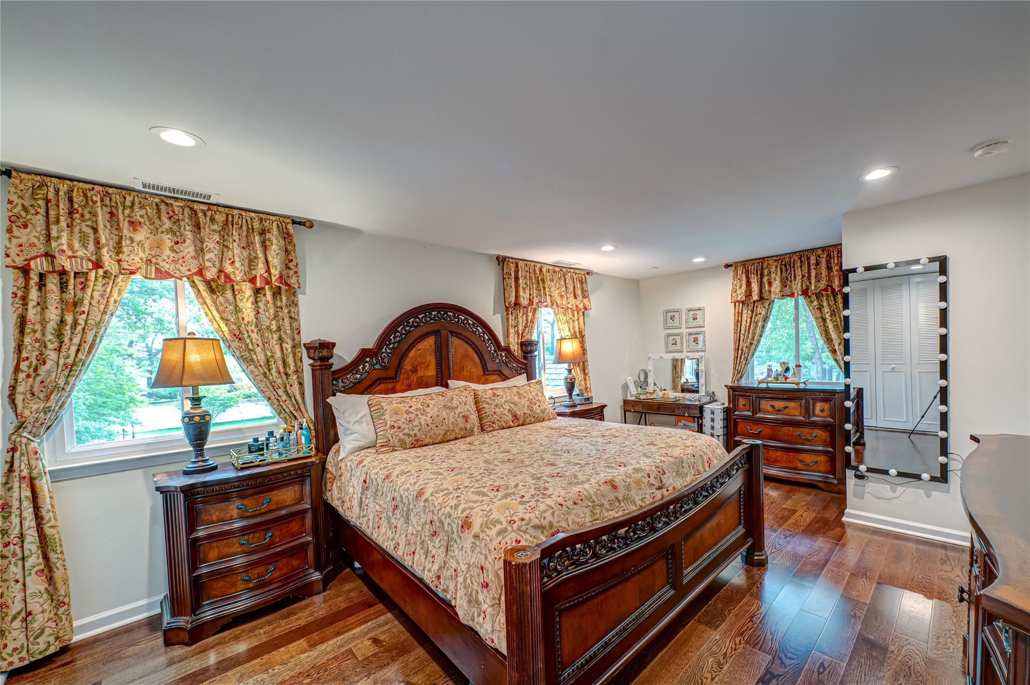 1A Revlon Court, Holtsville, New York image 20