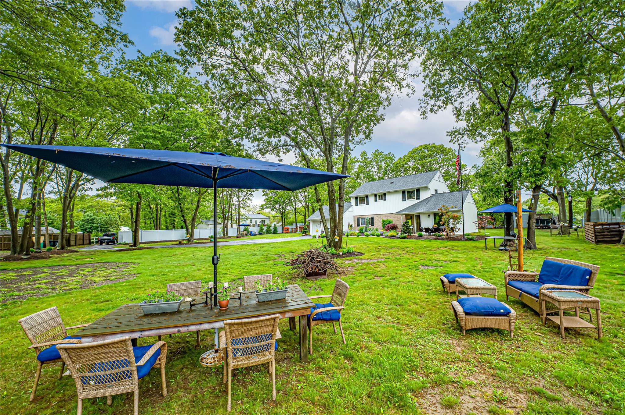1A Revlon Court, Holtsville, New York image 4